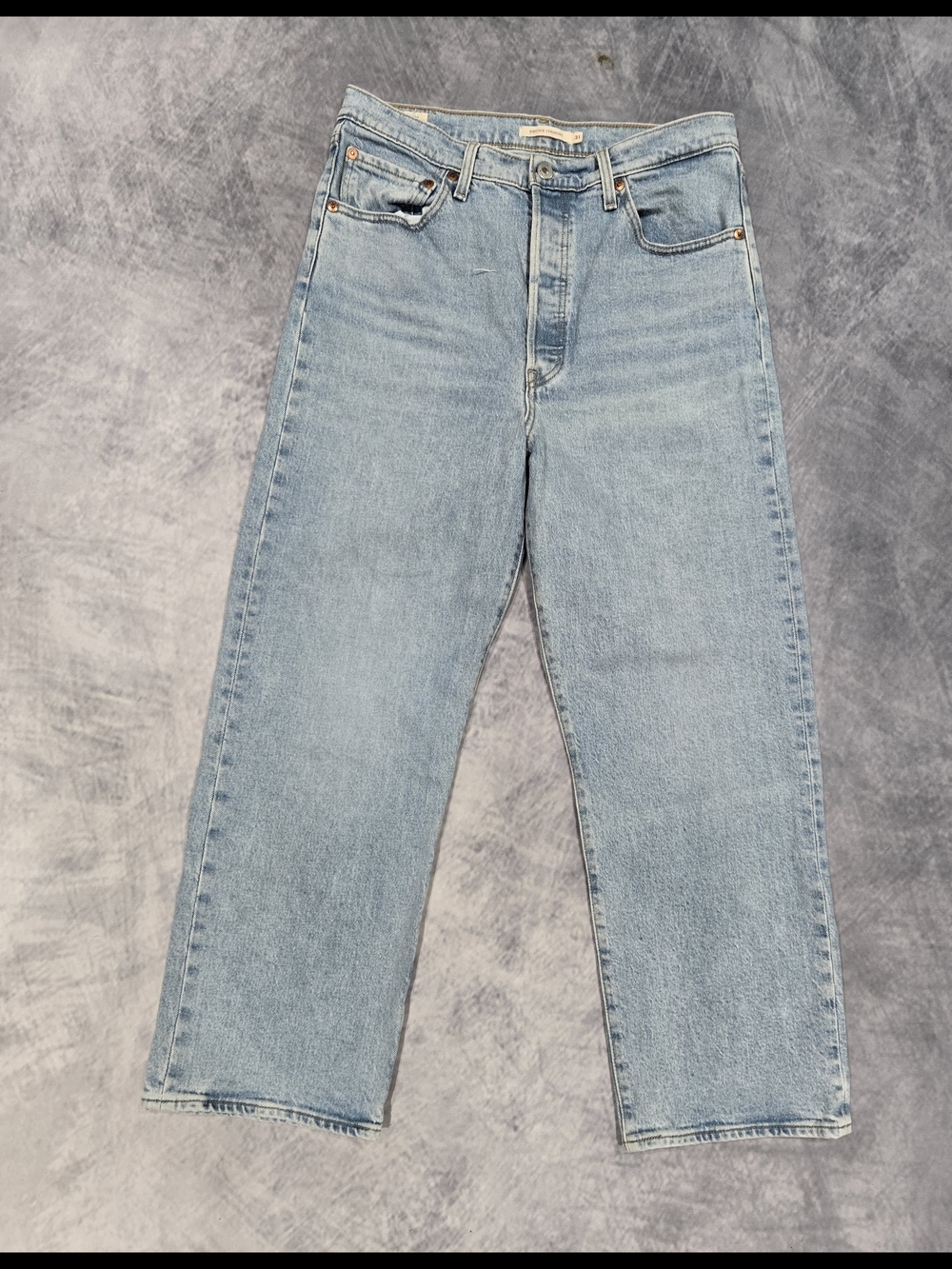 Signature by Levi Strauss Light Blue High-Waist Wide Leg Jeans - Picture 2 of 7
